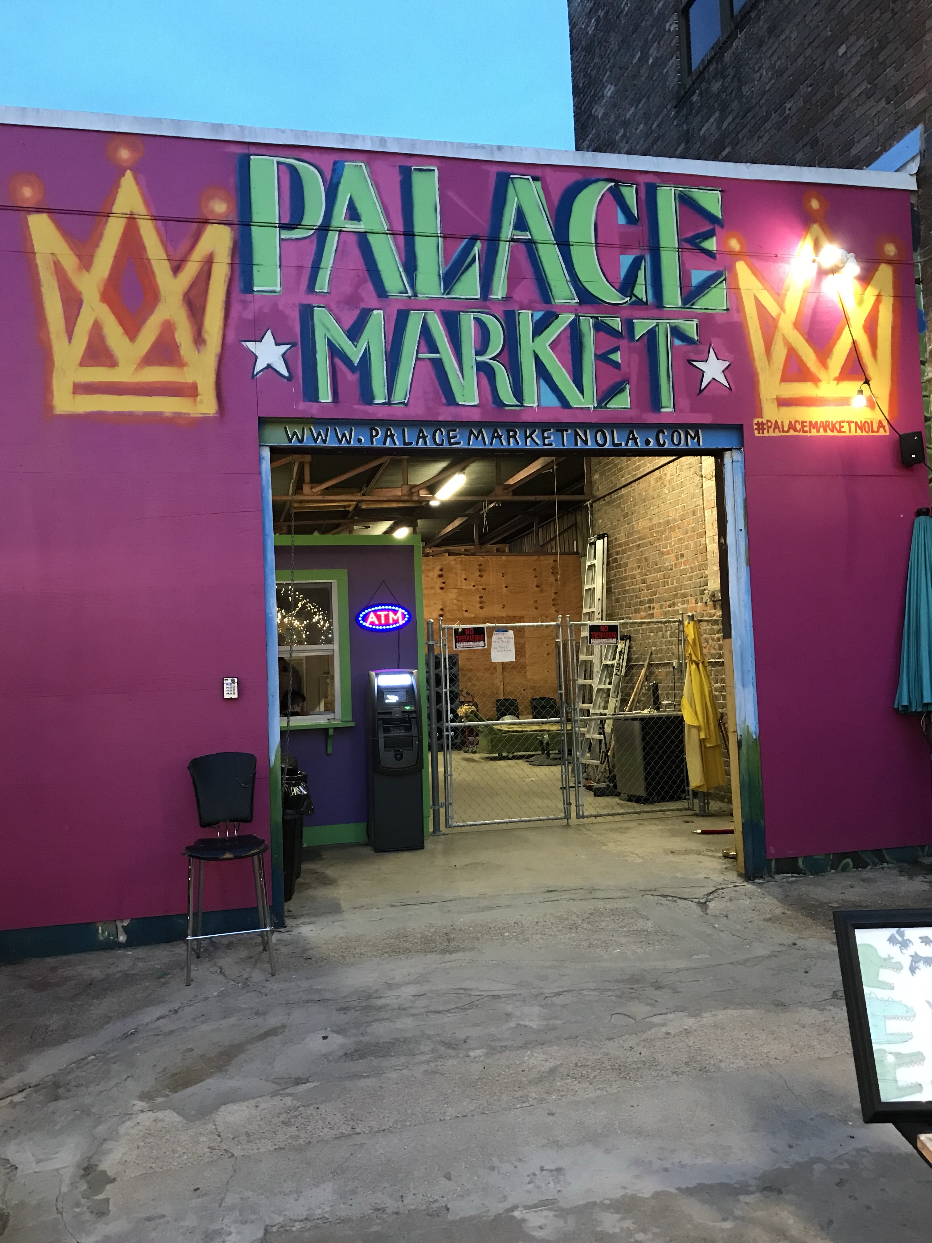 palace market